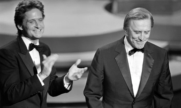 US CINEMA ACADEMY AWARD DOUGLAS jpeg