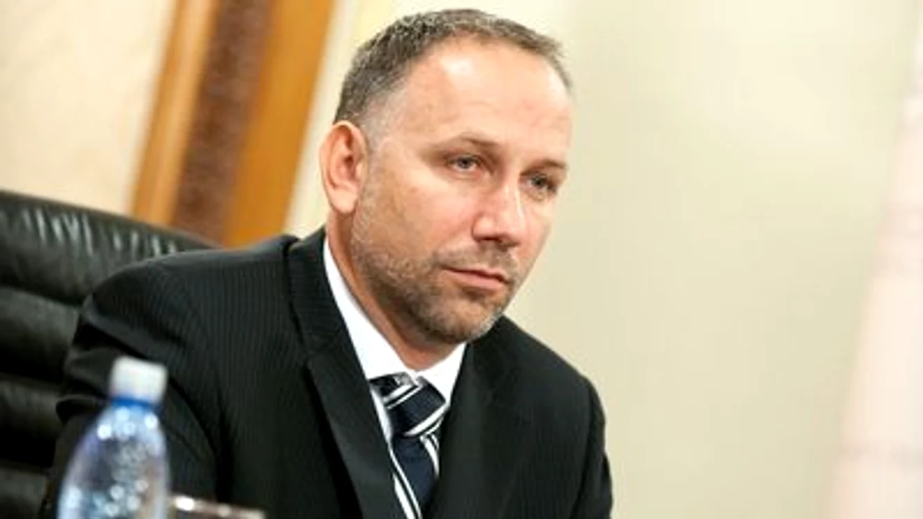
    Bogdan Licu, procurorul general adjunct al României, a făcut declarații în legătură cu tragedia aviatică  