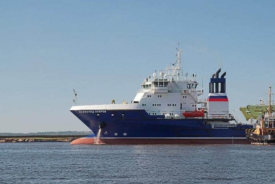 Alertă în Marea Britanie: o navă de război rusă a deschis focul la doar 40 de mile de Plymouth, în timpul unui exercițiu militar