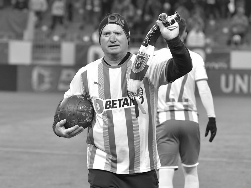 Legendarul fundaș Nae Ungureanu va fi înmormântat lângă Ilie Balaci