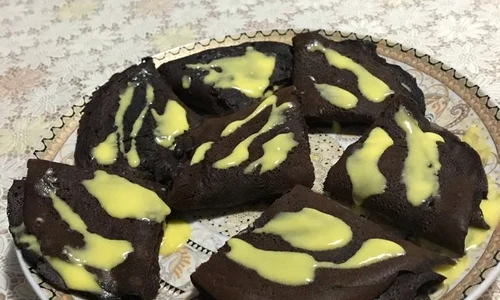 clatite cu cacao si crema de vanilie jpeg