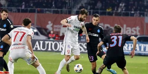 https   www prosport ro  wp content uploads 2025 11 Hermannstadt FCSB 3 3 in etapa 16 din Superliga  Politic evita o noua infrangere rusinoasa a campioanei 1400x933 jpg webp