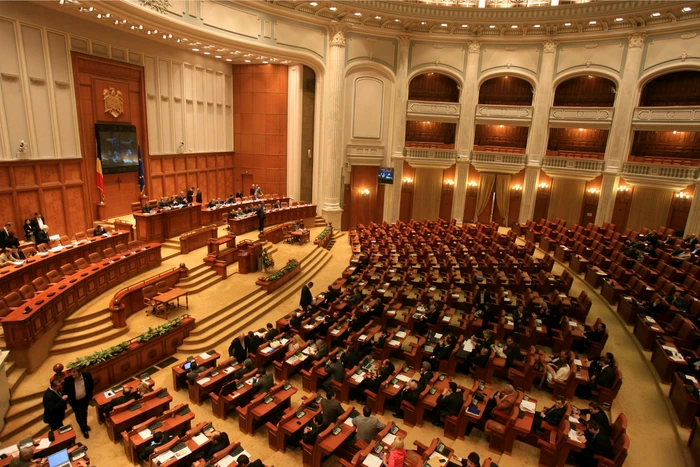 Parlamentarii încep dezbaterea pe proiectul bugetului de stat pentru 2023 FOTO Arhivă 