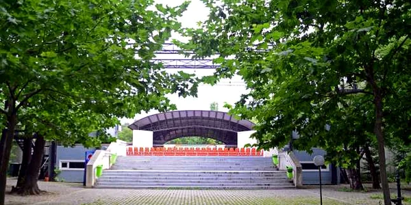 teatrul de vara herastrau