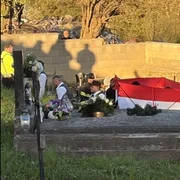 Momente de groază într un cimitir din Slovacia  Familia a auzit zgomote din mormânt, FOTO: Facebook/Unsolved Files