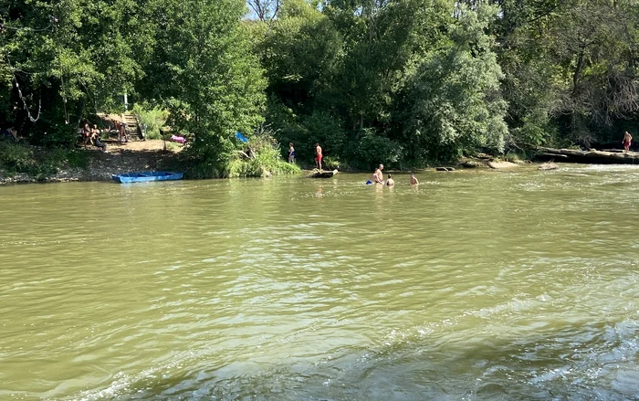Râul Strei din Hunedoara. Foto: ISU Hunedoara