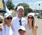 Jorge și familia lui s-au îmbrăcat cu toții în alb de ziua artistului