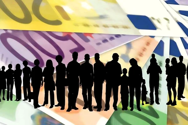 Populația realizează aproape un sfert din valoarea adăugată brută creată în economia românească