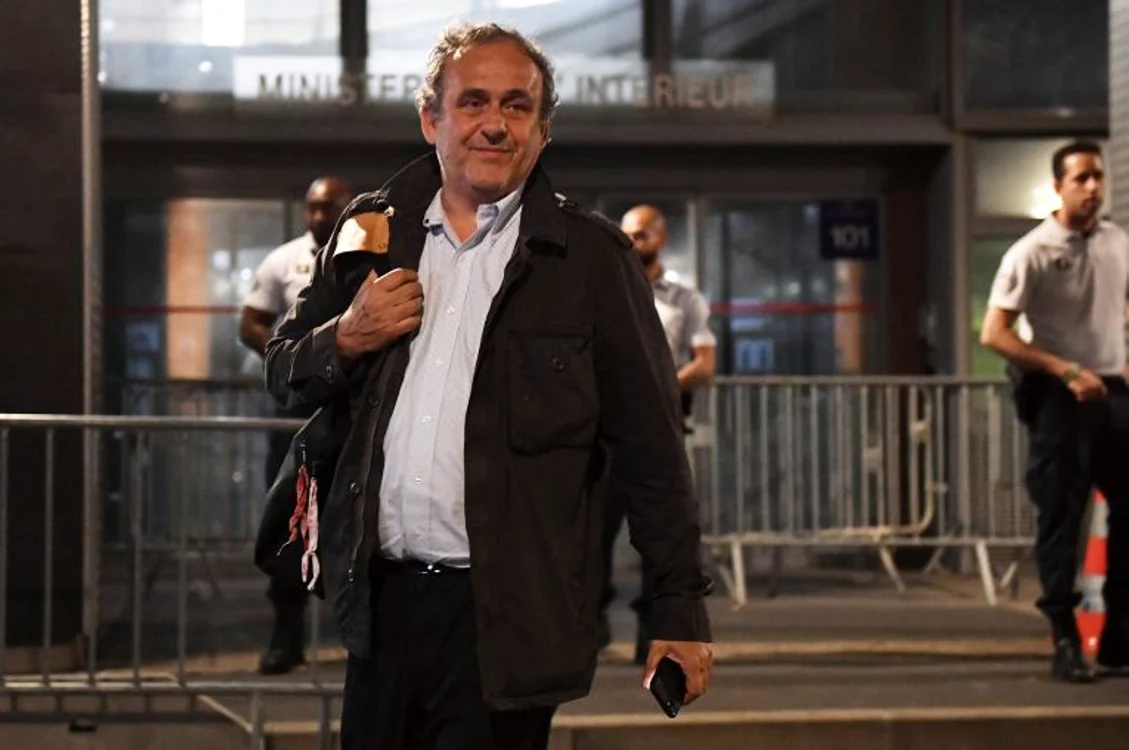 Michel Platini, zâmbitor după ieșirea din arestFOTO: EPA