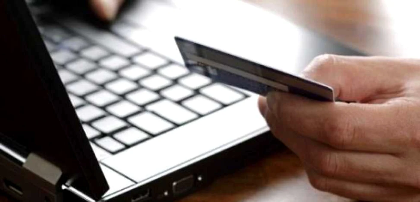 Plata online se poate face în Arad din anul 2009  FOTO arhivă Adevărul