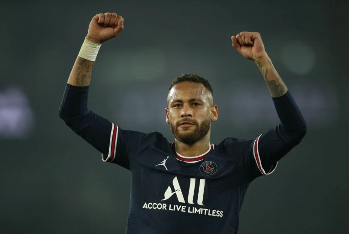 Neymar are cinci case cumpărate (FOTO: EPA)