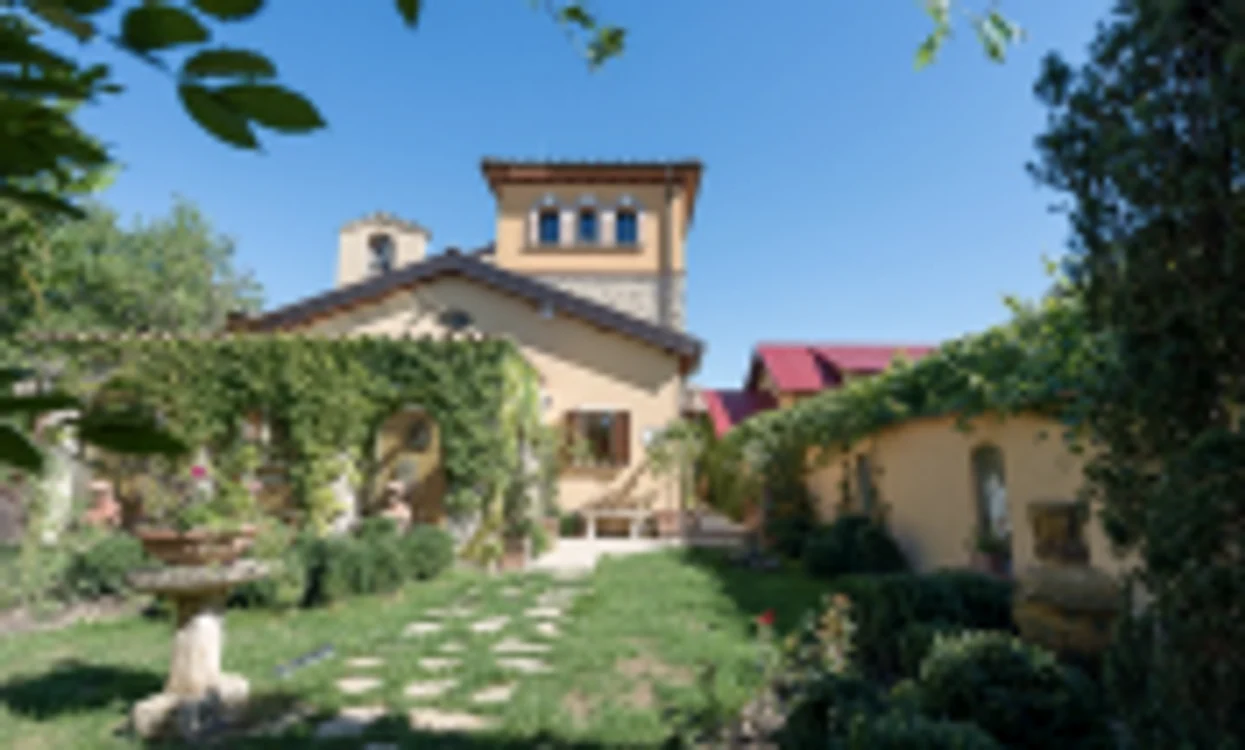 case toscana gradina vlahiia