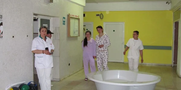Botoşani: Aceasta este cada în care vor naşte gravidele ARHIVĂ