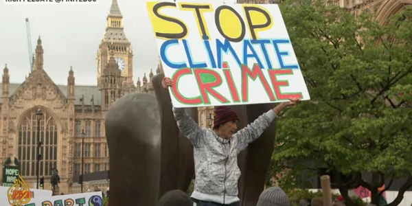 protest londra jpg