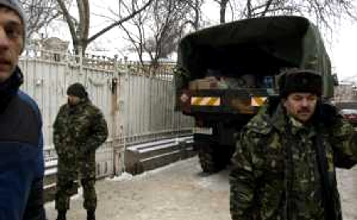 Intervenţia Brigăzii 10 Geniu în zonele sinistrate. FOTO: NICOLETA BUTNARU
