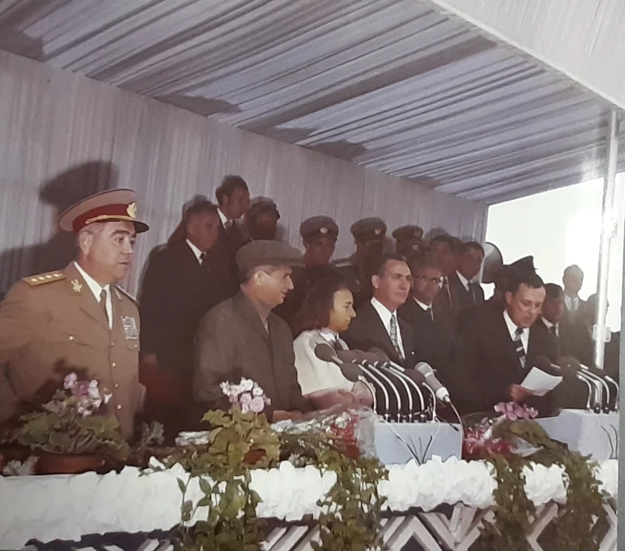 Tribuna oficială în cadrul festivității inaugurării Transfăgărășanului Foto Arhivele nationale ale României jpg