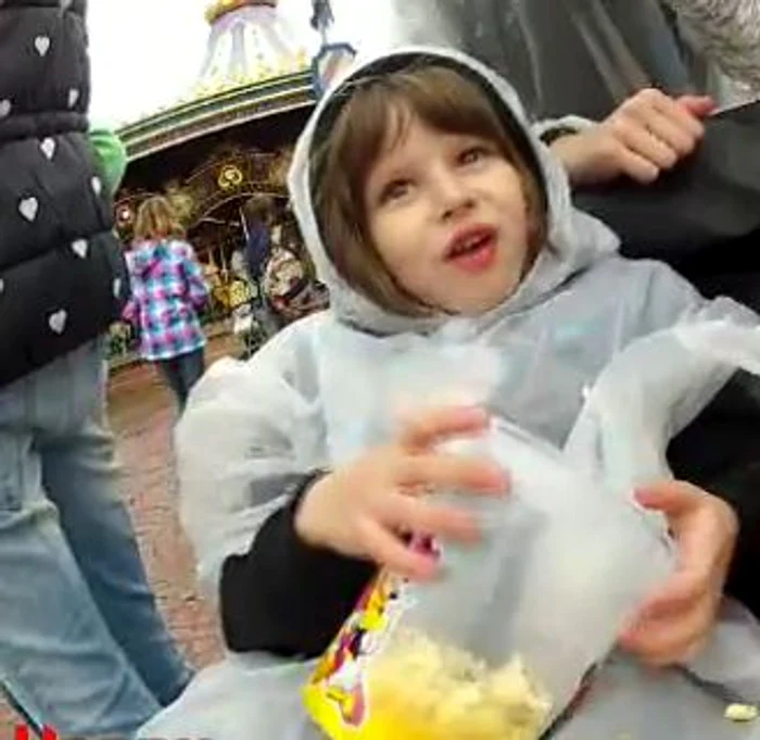 Micuţul Reghe junior îşi doreşte un frăţior (captură: PRO TV)