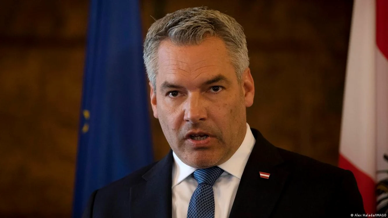 Cancelarul austriac Karl Nehammer se opune în continuare primirii României în Schengen