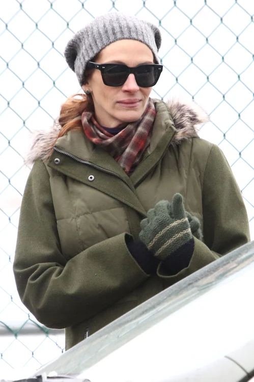 Julia Roberts and Lucas Hedges film scenes for "Ben is Back" jpeg
