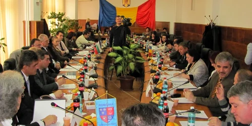 CJ Giurgiu şi mai multe instituţii din Ruse au lansat azi trei mari proiecte europene comune