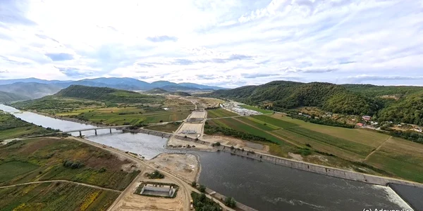 Autostrada Sibiu Făgăraș, zona Boița Avrig  Foto Daniel Guță ADEVĂRUL (10) jpg