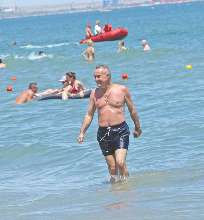Gigi Becali este un turist nelipsit de pe litoralul românescfoto: Click!