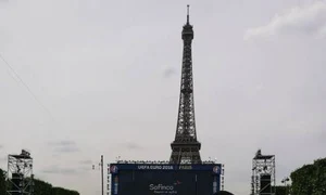 Pavel Bartoș și Smiley au primit tricouri personalizate jpeg