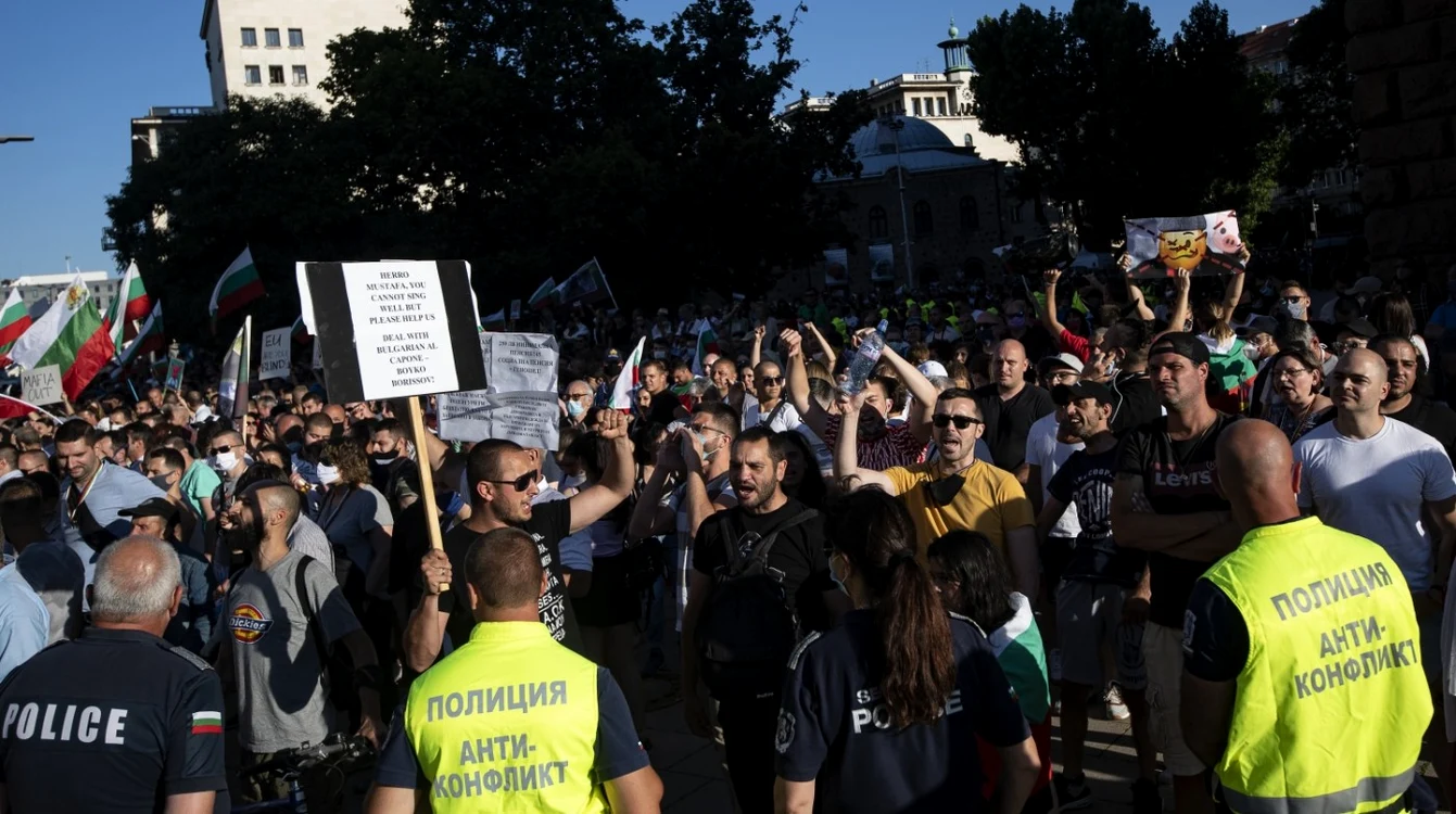 Proteste antiguvernamentale la Sofia 10 iulie2020 Foto Epa-Efe