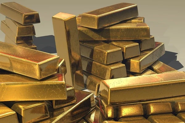 Cotația aurului a urcat cu aproape 50% în ultimul an