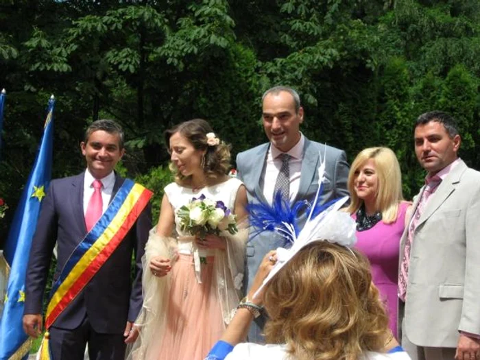 Cununia a fost oficiata de primarul din Sinaia