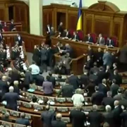 bataie parlament ucraina foto YouTube