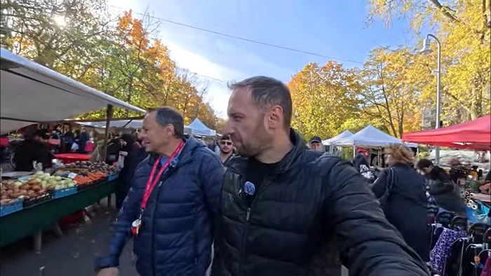 Vloggerul Cosmin Avram a vrut să afle ce prețuri sunt în piețele din Berlin. FOTO: Captură video