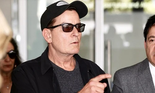 8 actorul charlie sheen are hiv jpg jpeg