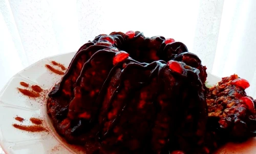 Tort de biscuiti cu fructe confiate jpeg