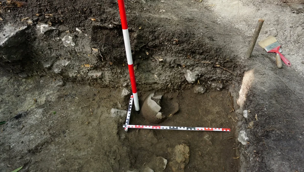 Cercetări arheologice de la Târcov – Piatra cu Lilieci (© Muzeul Județean Buzău)