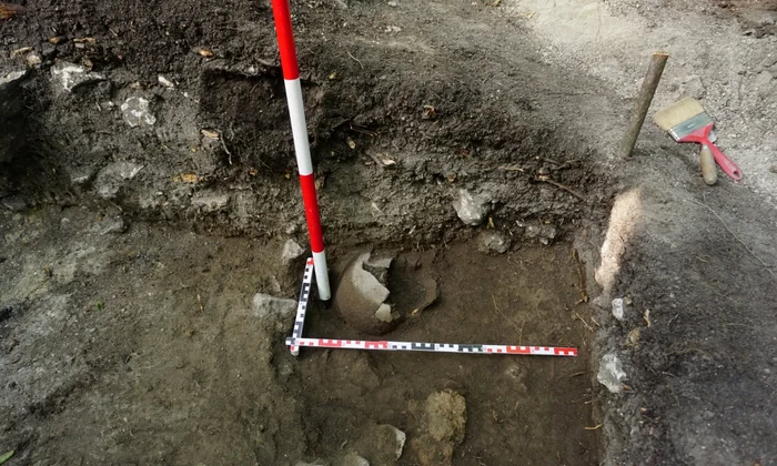 Cercetări arheologice de la Târcov – Piatra cu Lilieci (© Muzeul Județean Buzău)