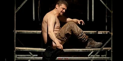 Spectacolul începe miercuri, la ora 20.00.