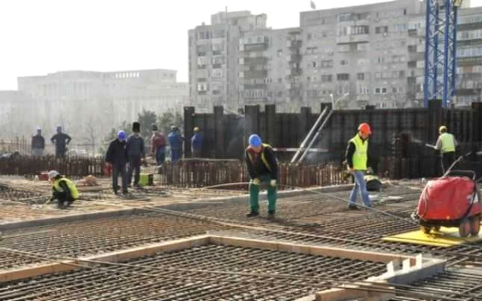 Vor fi reluate lucrările de la Catedrala Mântuirii Neamului FOTO basilica.ro