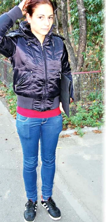 Roxana ne-a arătat unde resimte dureri în urma loviturilor primite