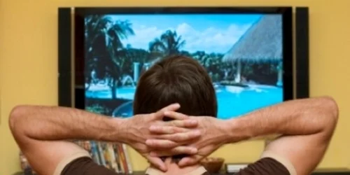 Patriarhul României cere o nouă zi liberă pentru angajaţi