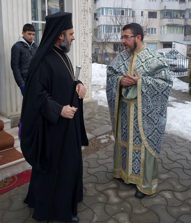 Arhipeiscopul Ciprian şi preotul Giorgică Vatră, trimis la mănăstire pentru a se pocăi