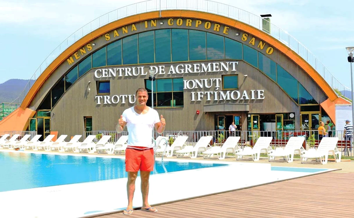 
    Ionuţ Iftimoaie şi-a delegat soţia să-l ajute cu afacerile pe care le are  
