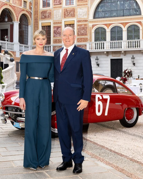 Charlene si Albert de Monaco Facebook jpg