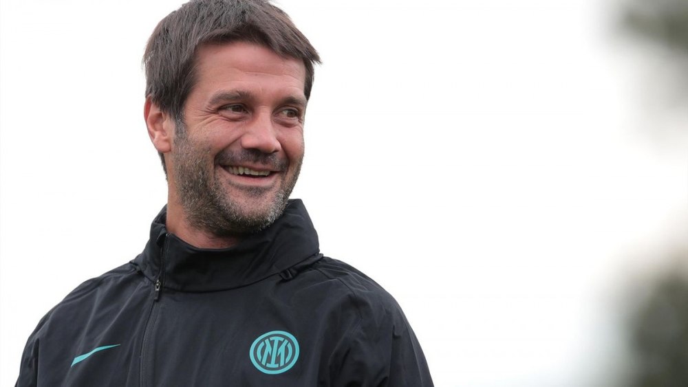 Chivu, românul apreciat în Italia: Inter Milano a anunțat decizia în privința sa