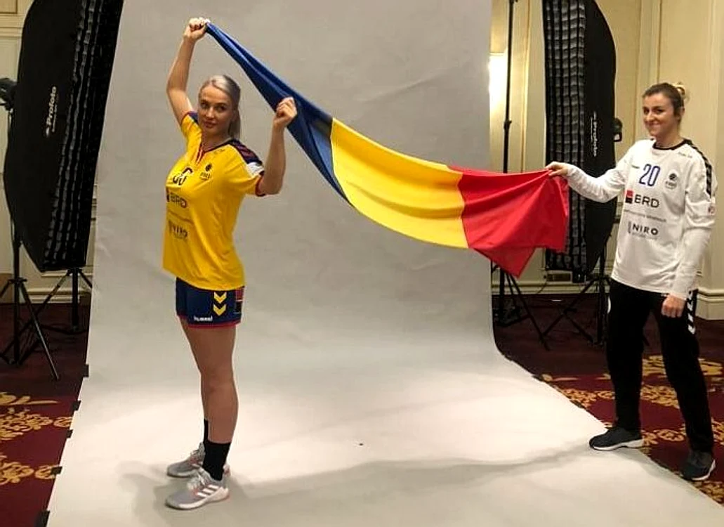 
    Laura Moisă și Iulia Dumanska, la ședința foto dinaintea plecării în Danemarca  