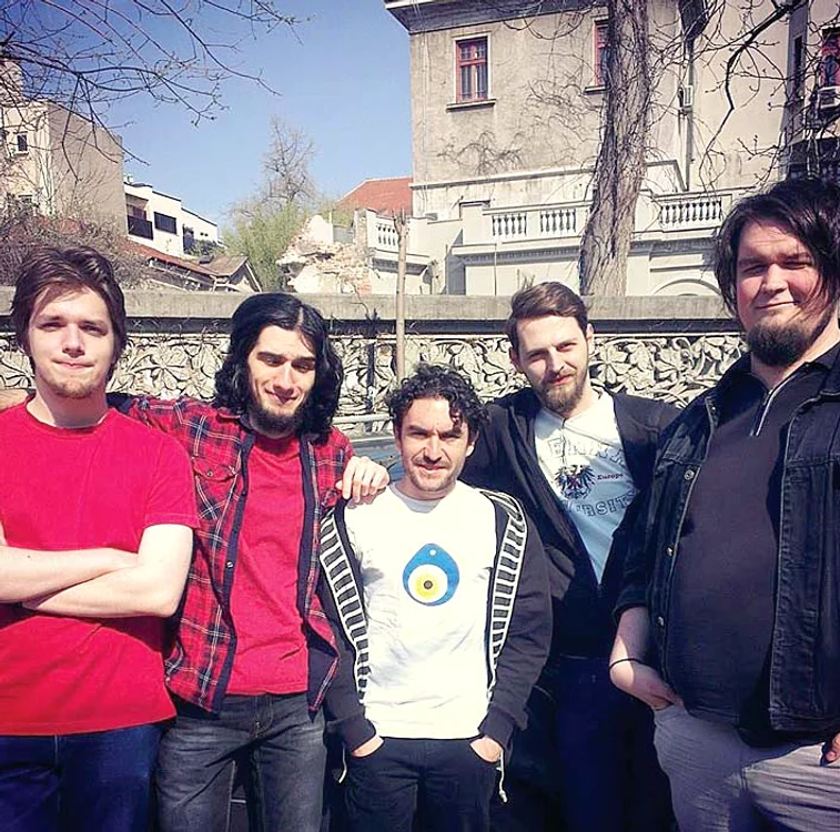 
         Daniel Ciobanu (40 de ani, chitarist), decedat 7.11.2015  