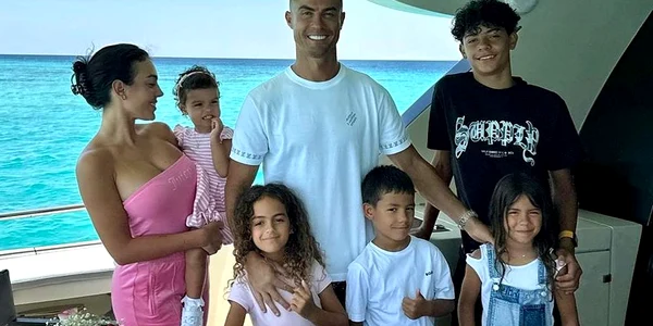 Cristinano ronaldo familie instagram jpg