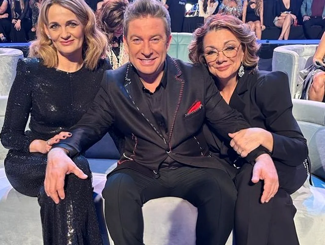 Bartoș, între Elvira Deatcu și Carmen Tănase
