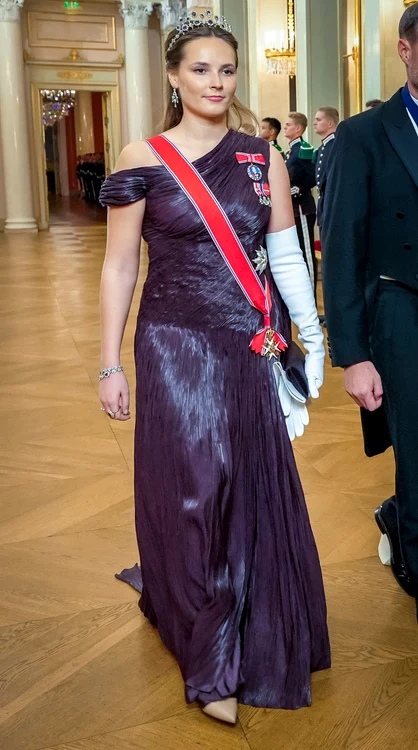 Prințesa Moștenitoare Ingrid Alexandra, Regele Haakon și Regina Sonja, Profimedia (4) jpg