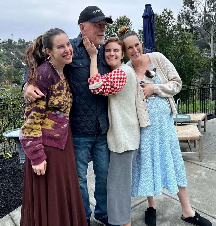 Bruce Willis este vizitat des de fetele lui mai mari, Scout, Tallulah și Rumer (Foto: Instagram)